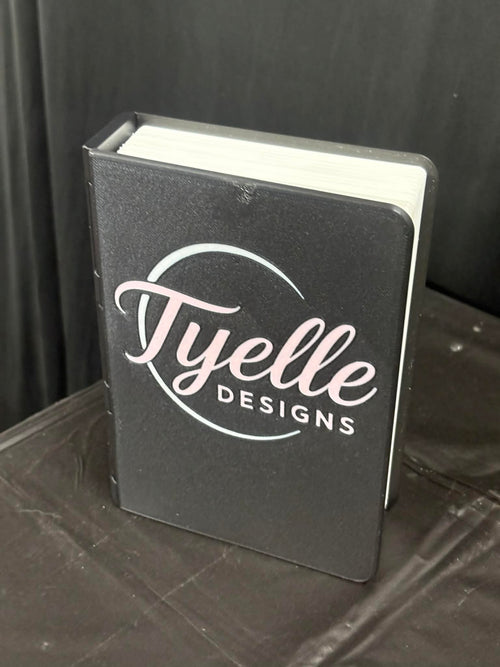 Blank 3D photobook